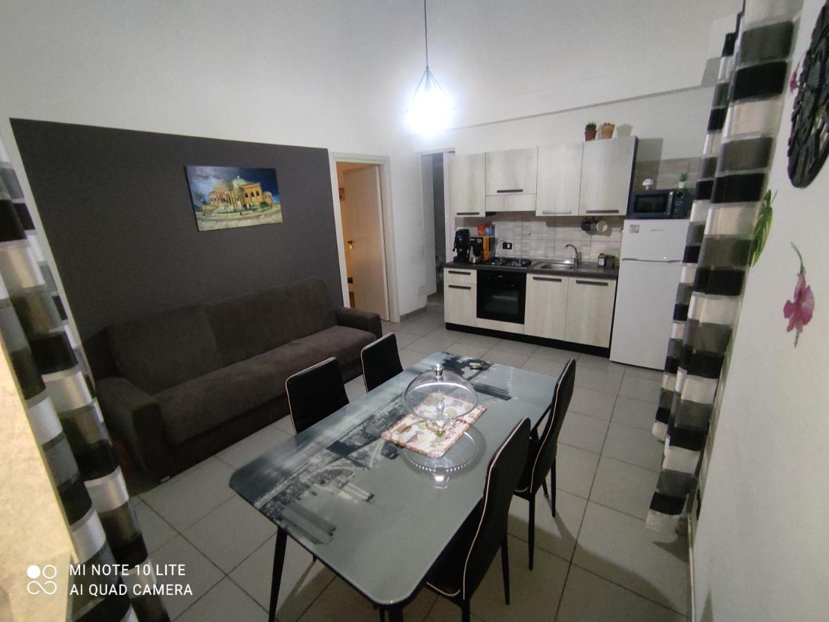 Casa Vacanze Campanella - Apartment At The Zisa Palermo Eksteriør bilde