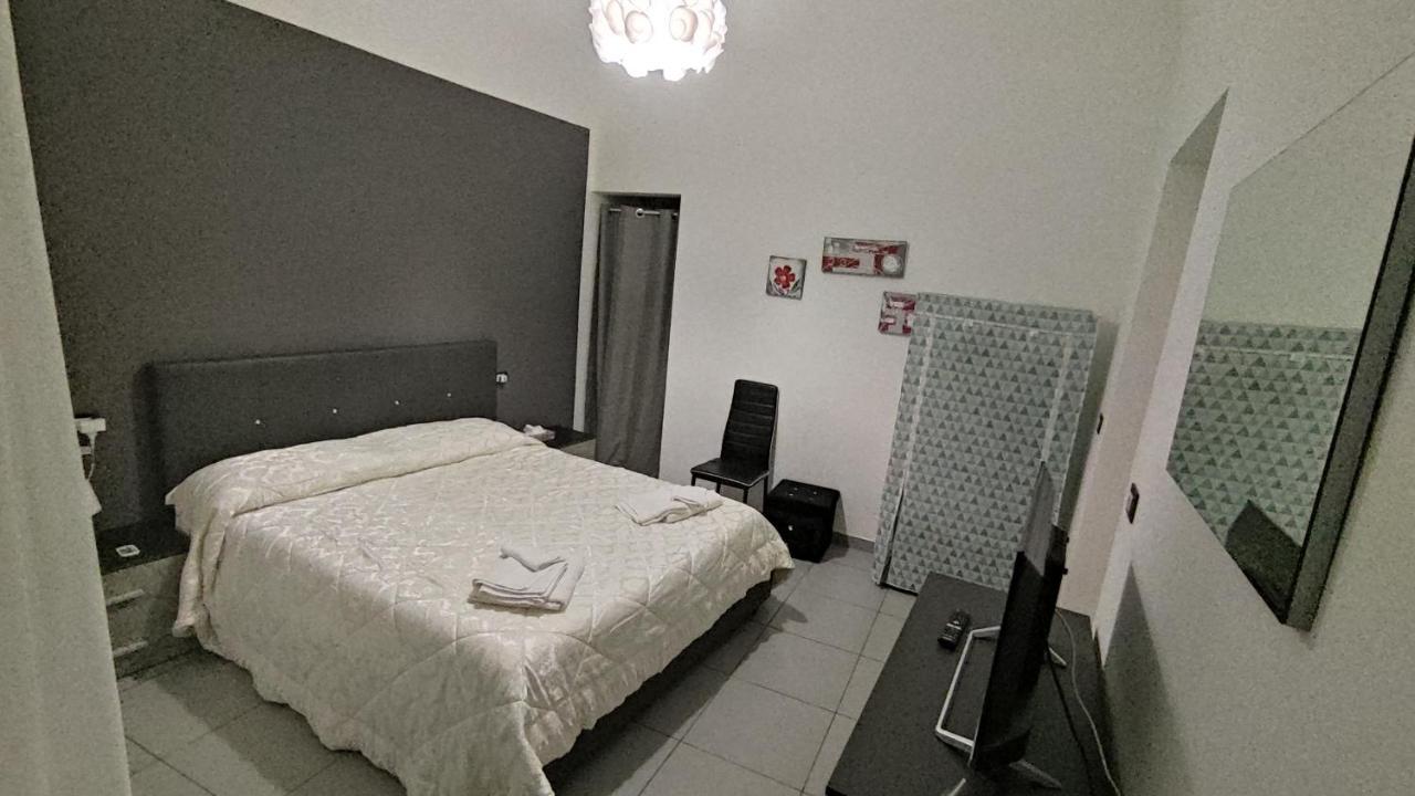 Casa Vacanze Campanella - Apartment At The Zisa Palermo Eksteriør bilde