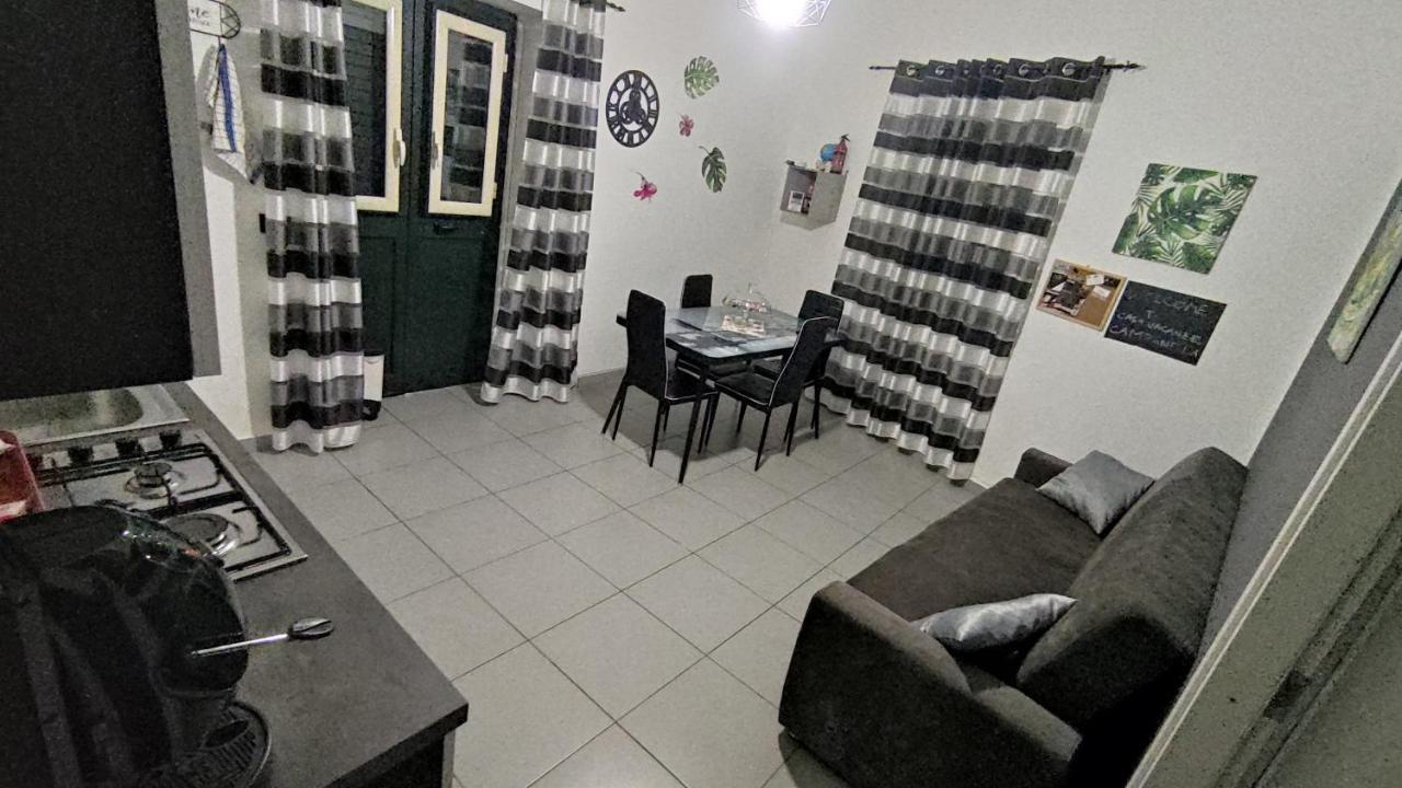 Casa Vacanze Campanella - Apartment At The Zisa Palermo Eksteriør bilde